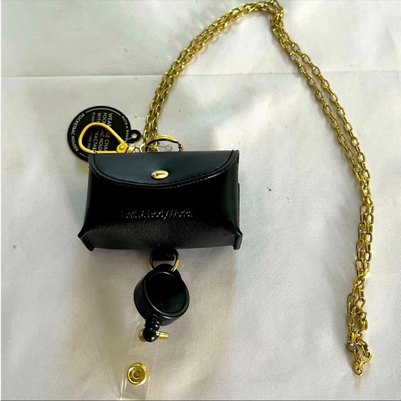 Bath & Body Works Black pouch Wearable ID Keyring Lanyard Pocketbac Holder chain - Picture 2 of 4